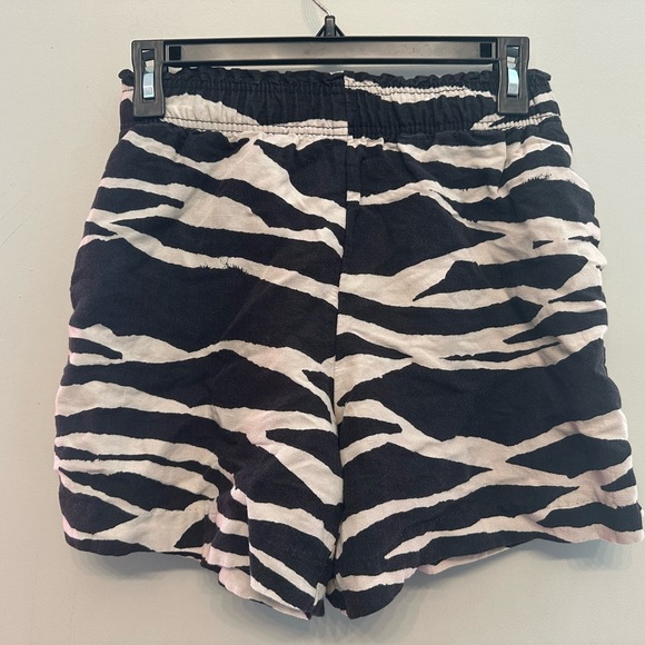 Vintage Vibes H&M Athletic Zebra Print Shorts-XS - Picture 2 of 6